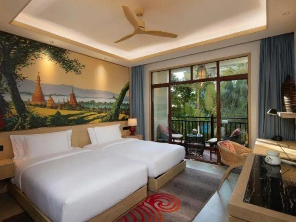 Bed in Angsana Xishuangbanna