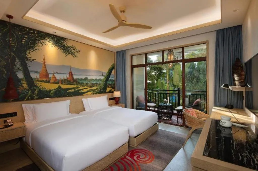 Bed in Angsana Xishuangbanna