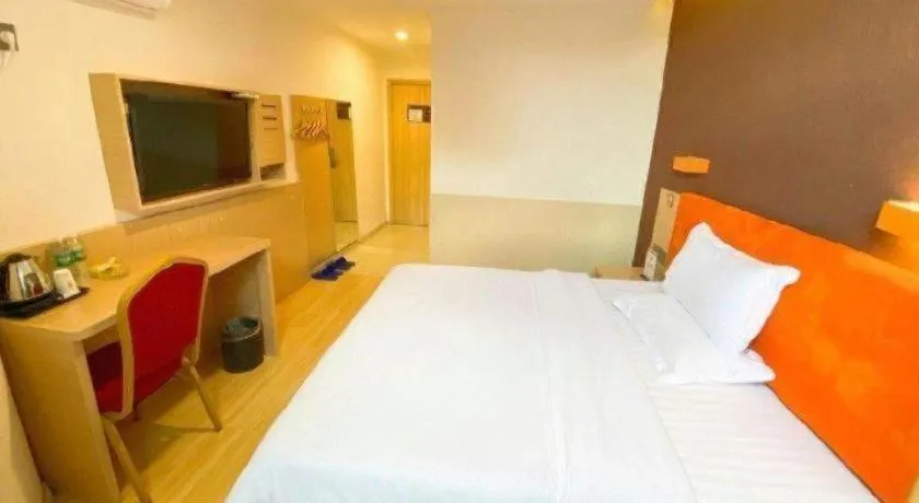 Bed in 7 Days Premium Hotel Ji'an Taihe Gongnongbing Avenue