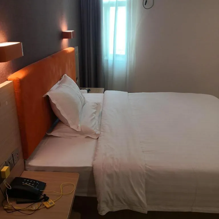 Bed in 7 Days Premium Hotel Ji'an Taihe Gongnongbing Avenue