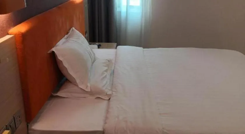 Bed in 7 Days Premium Hotel Ji'an Taihe Gongnongbing Avenue