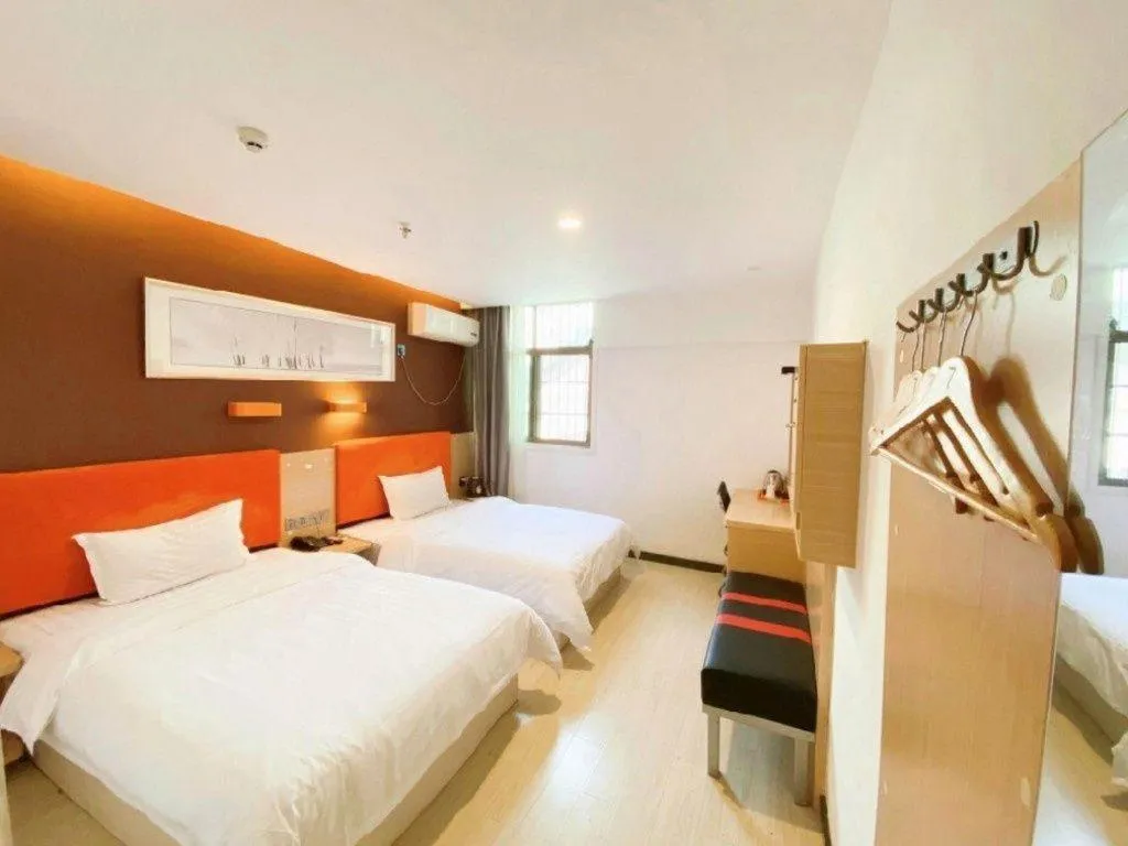 Bed in 7 Days Premium Hotel Ji'an Taihe Gongnongbing Avenue
