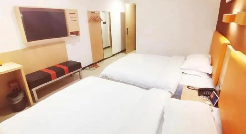 Bed in 7 Days Premium Hotel Ji'an Taihe Gongnongbing Avenue