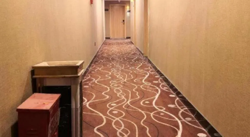 7 Days Premium Hotel Ji'an Taihe Gongnongbing Avenue