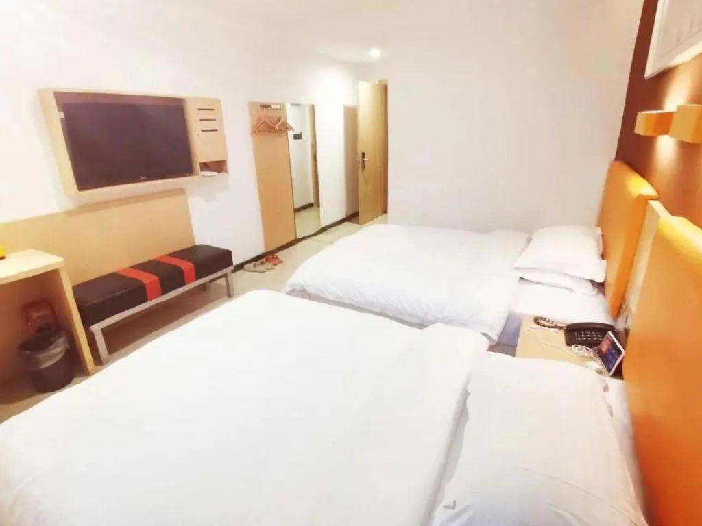 Bed in 7 Days Premium Hotel Ji'an Taihe Gongnongbing Avenue