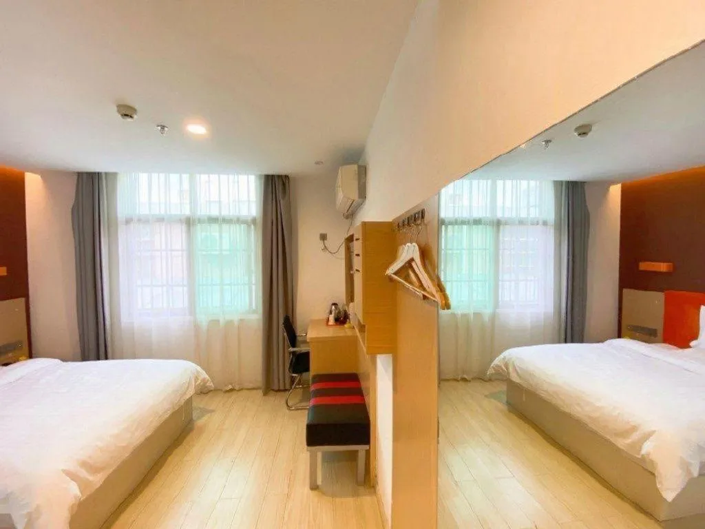 Bed in 7 Days Premium Hotel Ji'an Taihe Gongnongbing Avenue