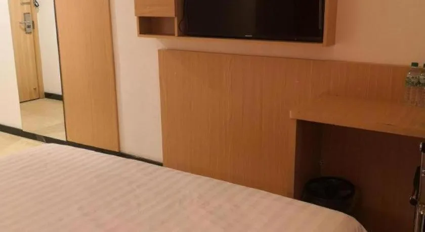 Bed in 7 Days Premium Hotel Ji'an Taihe Gongnongbing Avenue