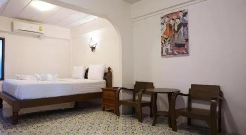 Nan Lanna Hotel