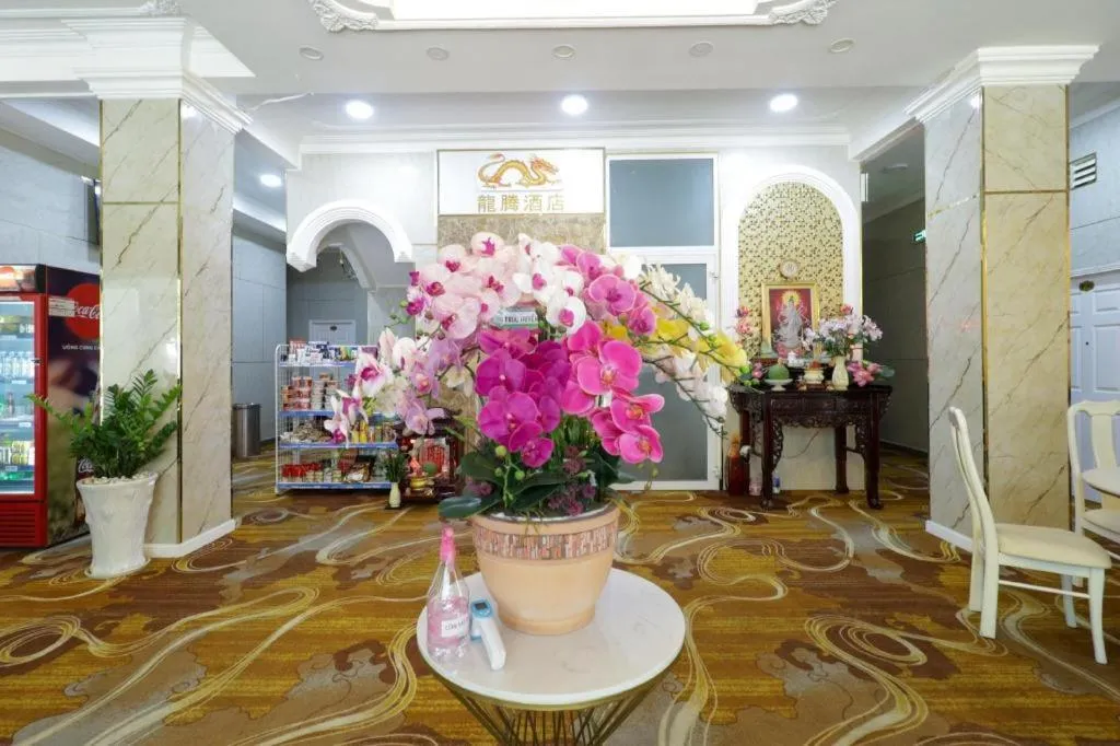 Truc Huyen Hotel