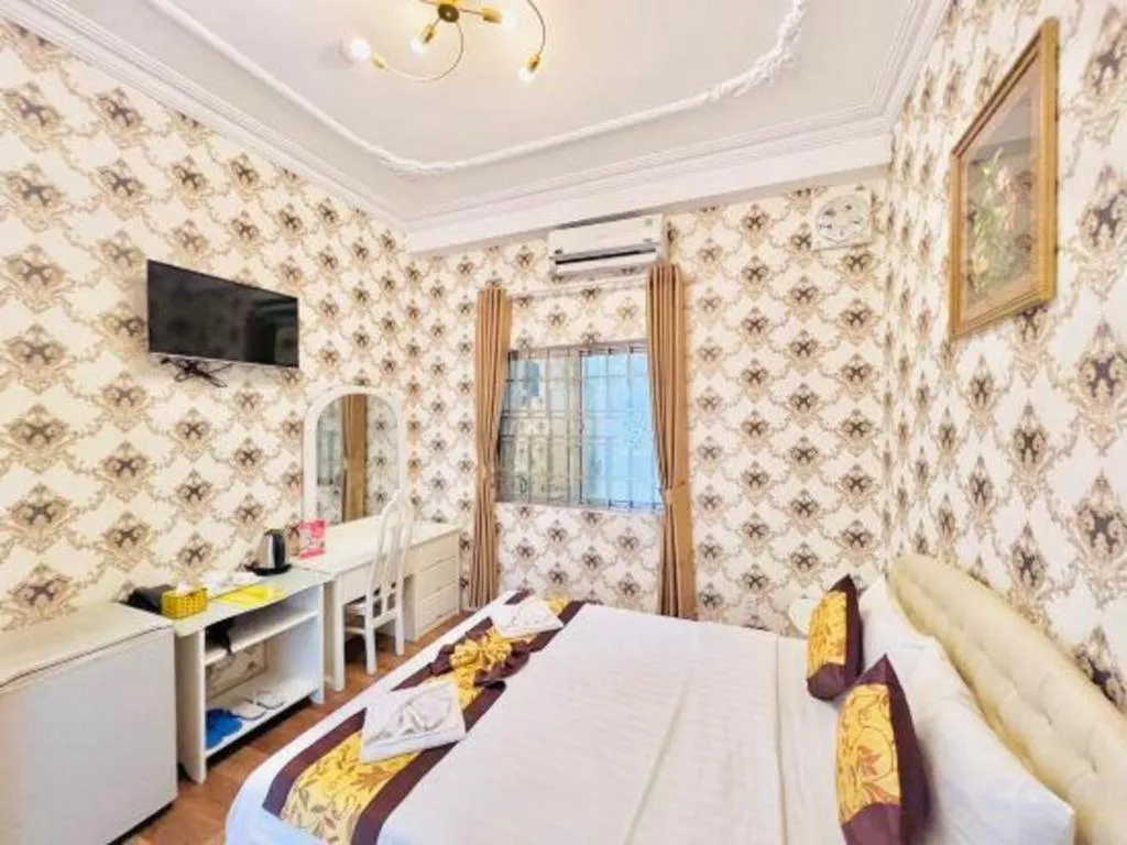 Bed in Truc Huyen Hotel