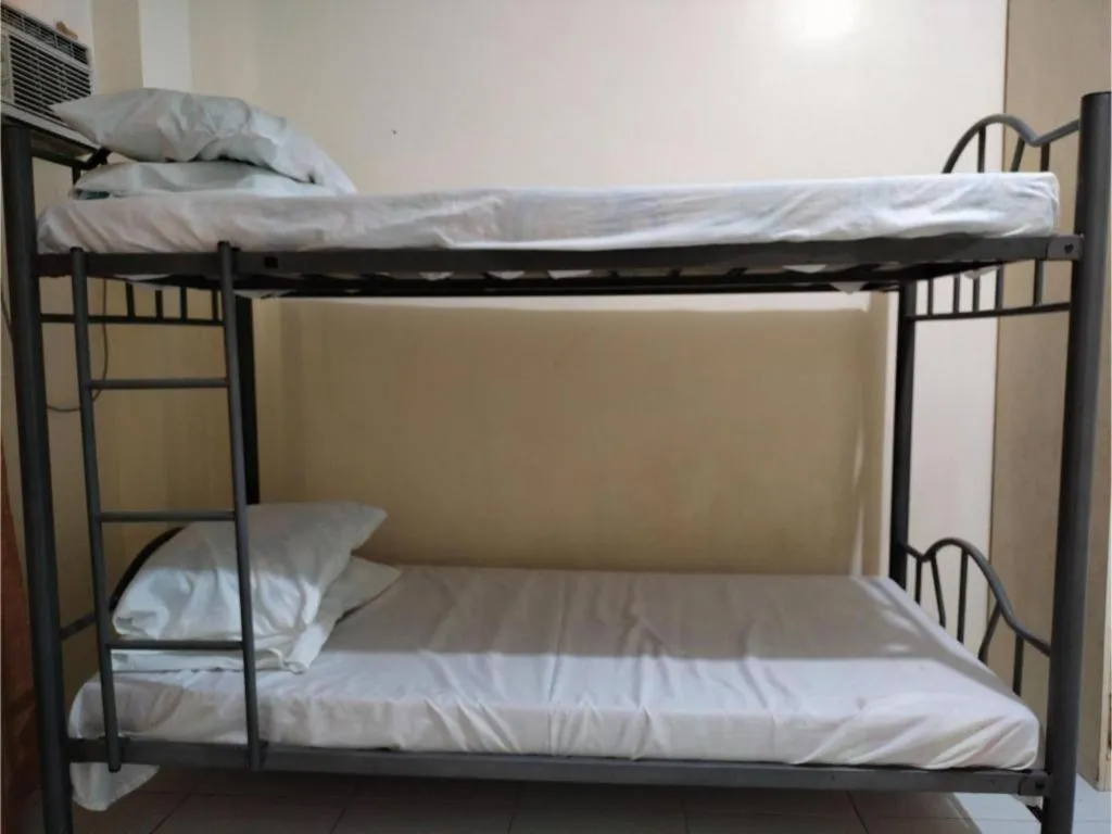 Bed in OYO 800 DDD Habitat Dormtel Bacolod