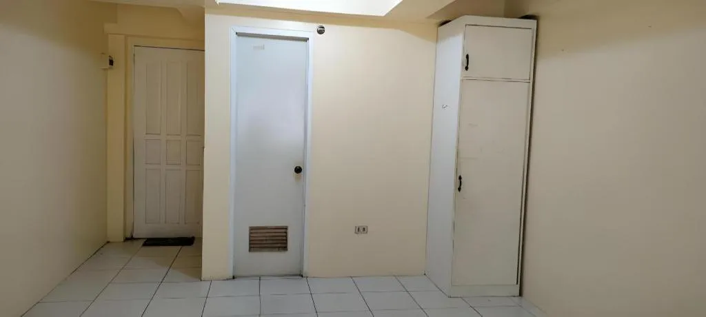 OYO 800 DDD Habitat Dormtel Bacolod