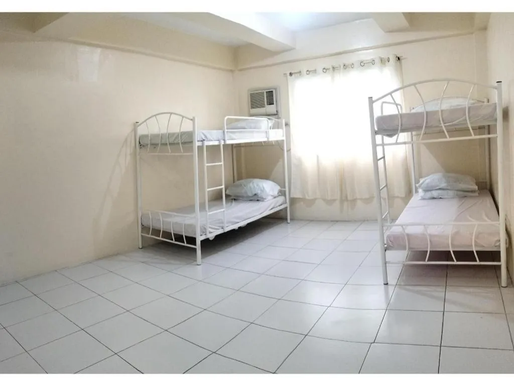 Bed in OYO 800 DDD Habitat Dormtel Bacolod