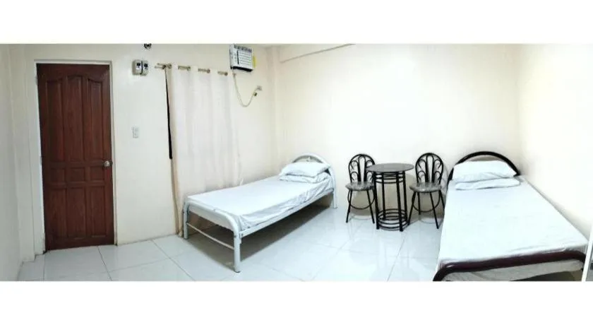 Bed in OYO 800 DDD Habitat Dormtel Bacolod