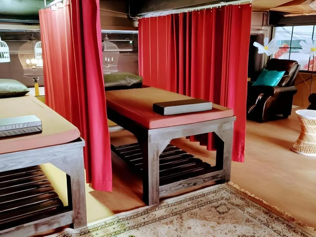 Bed in 2499 Heritage Chinatown Bangkok Hotel By RoomQuest