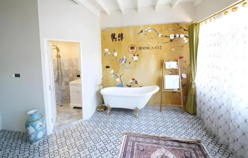 2499 Heritage Chinatown Bangkok Hotel By RoomQuest