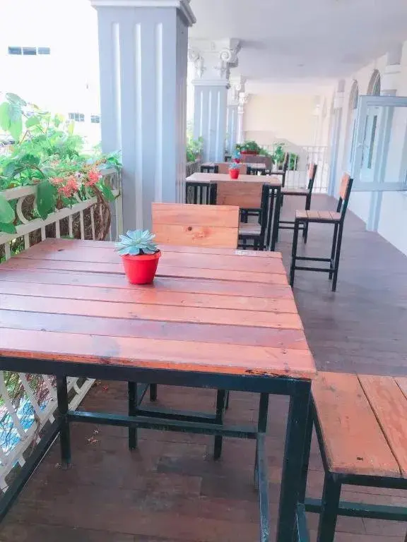 RUBY HOTEL RUBY HOTEL