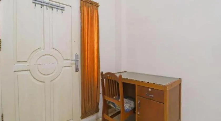 OYO 2899 Ardilia Bandara Syariah