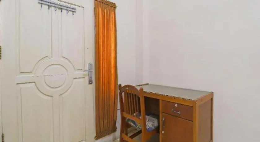 OYO 2899 Ardilia Bandara Syariah