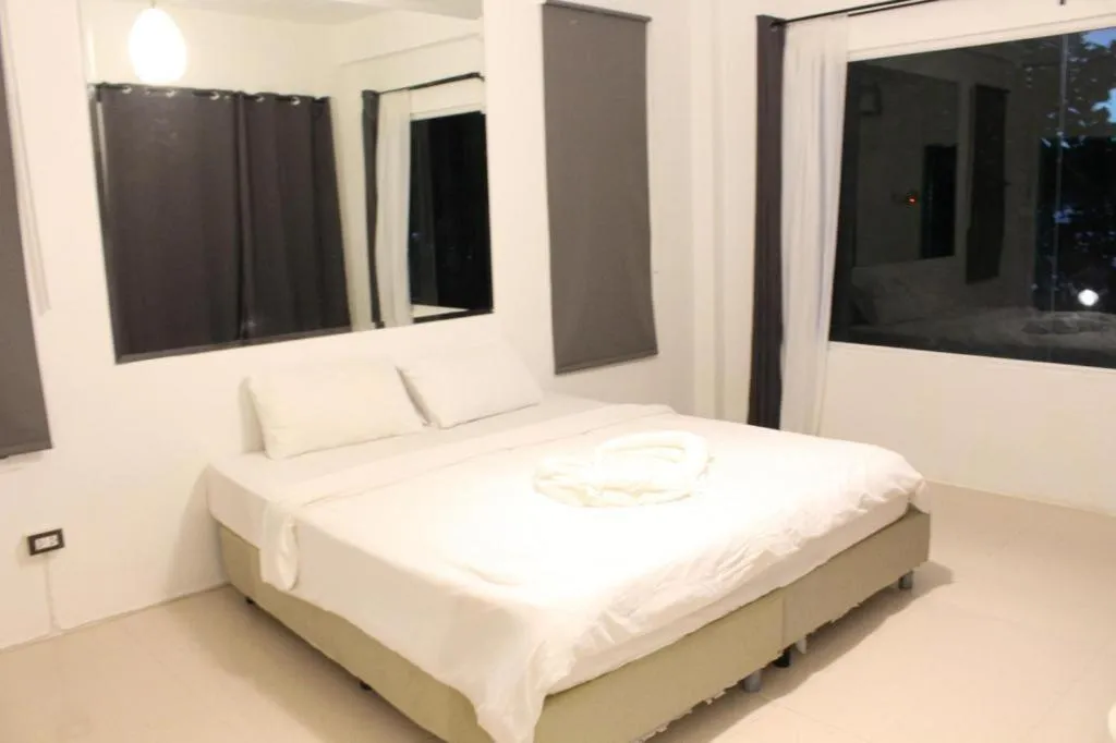 Bed in Capital O 75411 Navagio​ Boutique​ Koh​ Chang