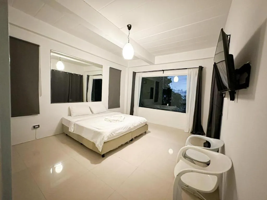Bed in Capital O 75411 Navagio​ Boutique​ Koh​ Chang
