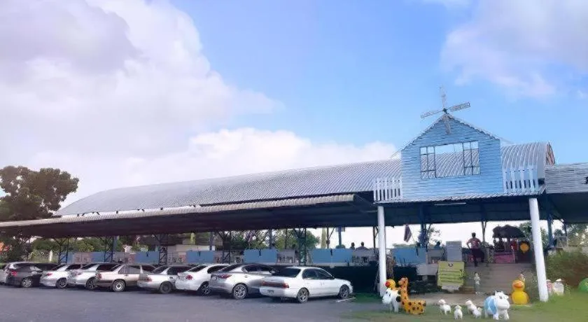 Capital O 75412 V Resort