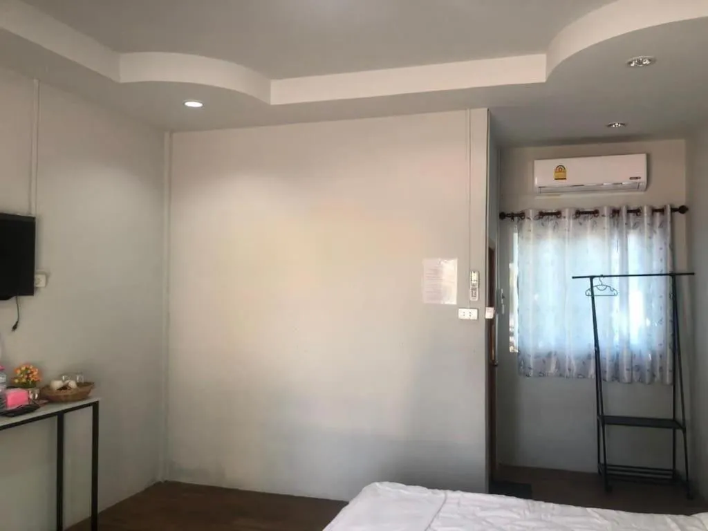 Bed in Capital O 75412 V Resort