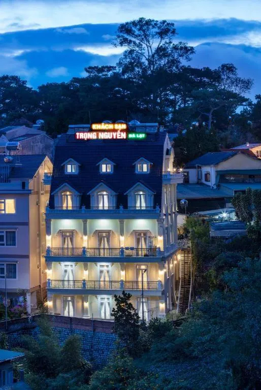 ADALY Hotel