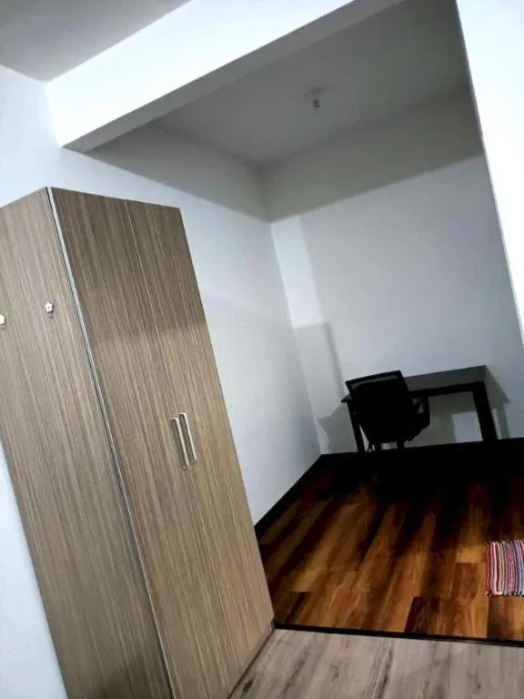 OYO HOME 90768 Flo Inn Motel