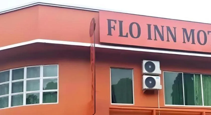 OYO HOME 90768 Flo Inn Motel