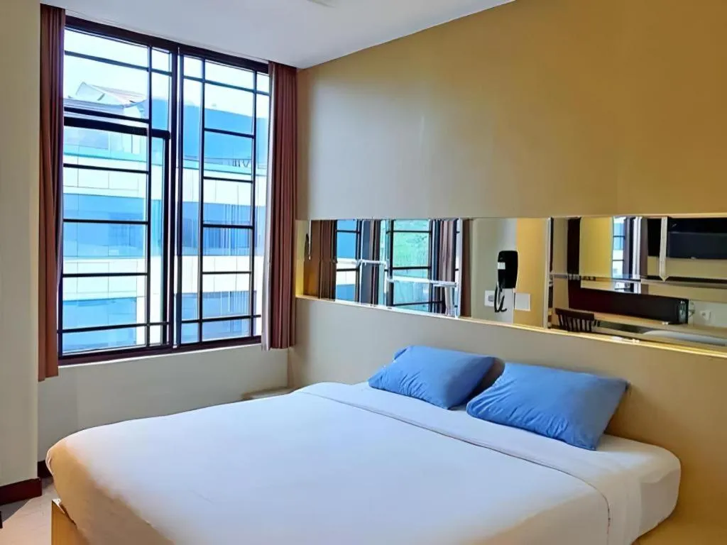 Bed in MP Hotel Kelapa Gading