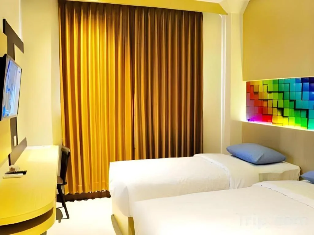 Bed in MP Hotel Kelapa Gading