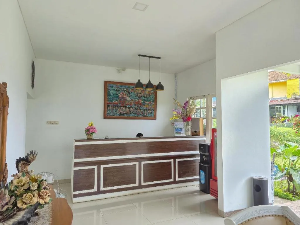 Capital O 94094 New Lembah Nyiur