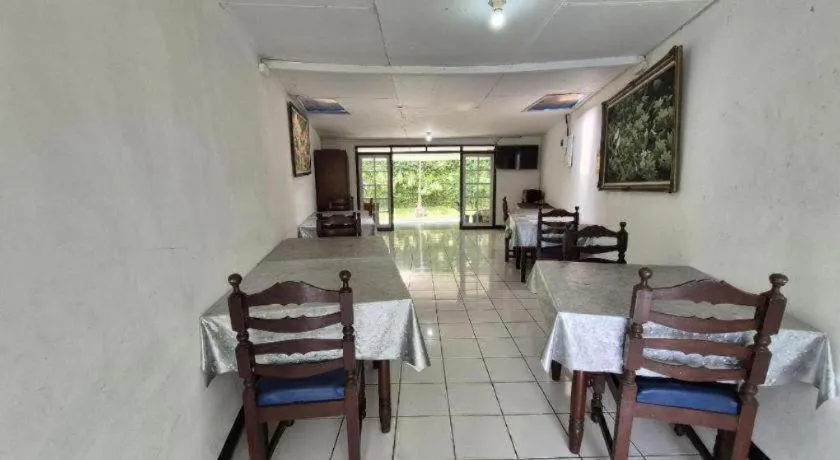 Capital O 94094 New Lembah Nyiur