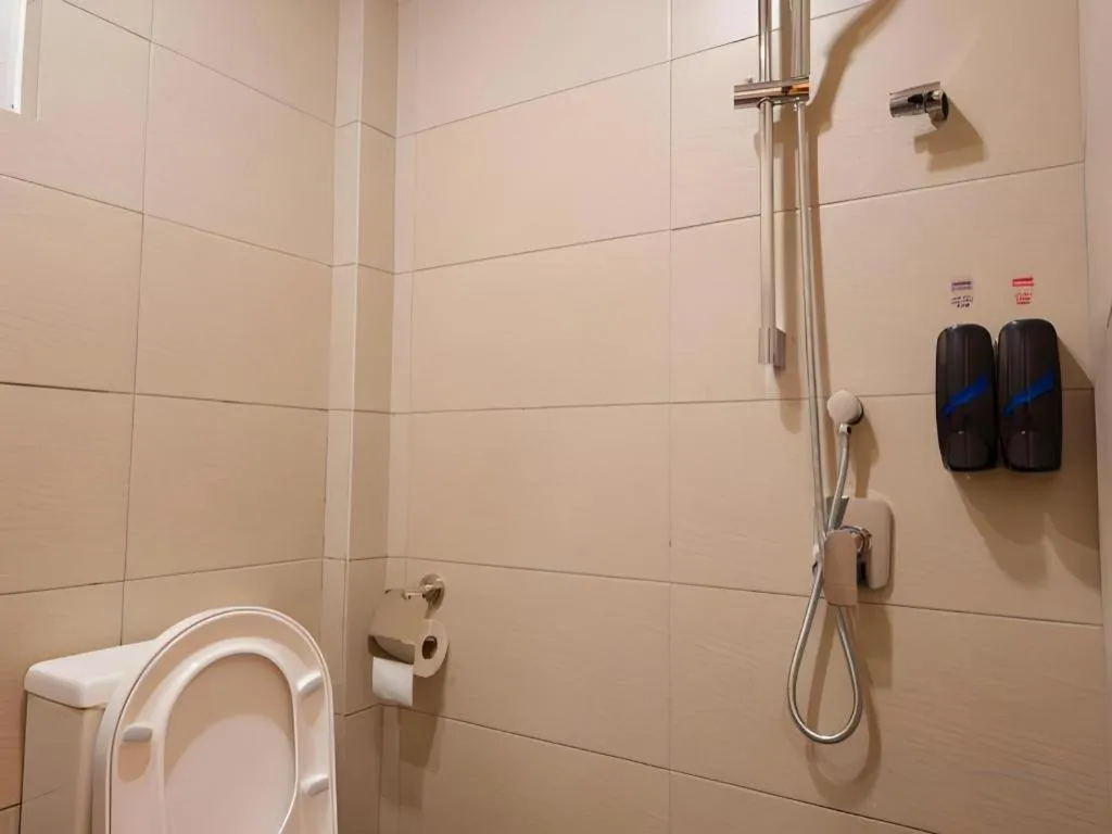 Weiss Hotels Kepong Baru