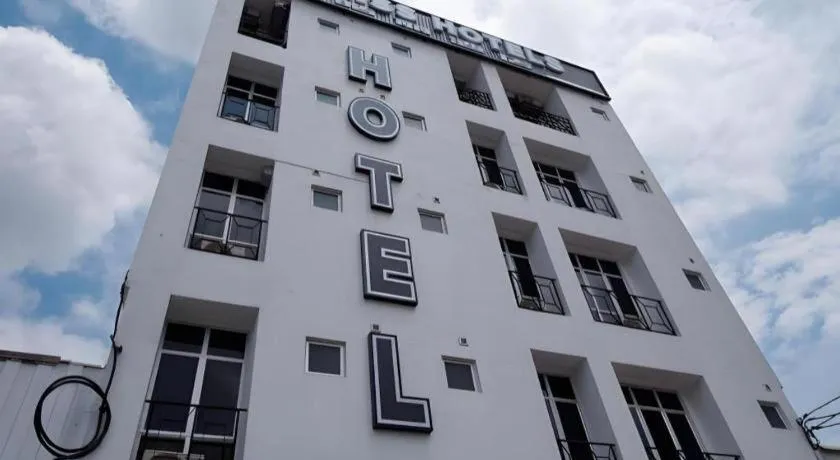 Weiss Hotels Kepong Baru