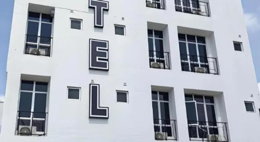 Weiss Hotels Kepong Baru