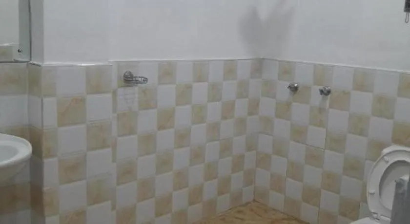 White Diamond Apartment