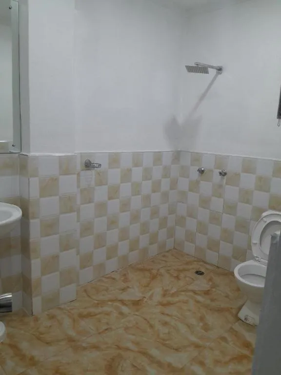 White Diamond Apartment