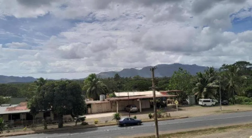 White Diamond Apartment