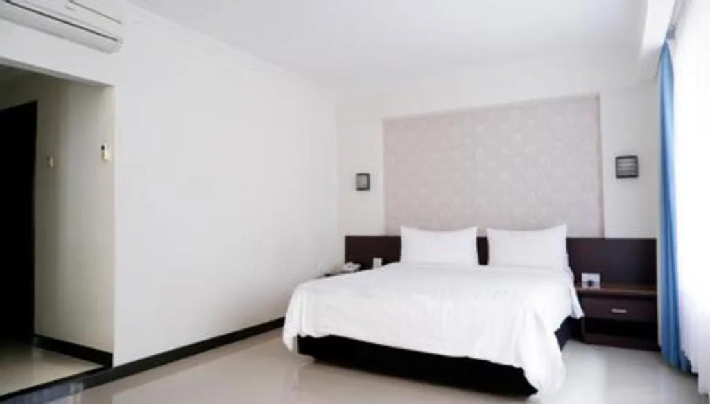 Bed in Bentani Hotel & Residence