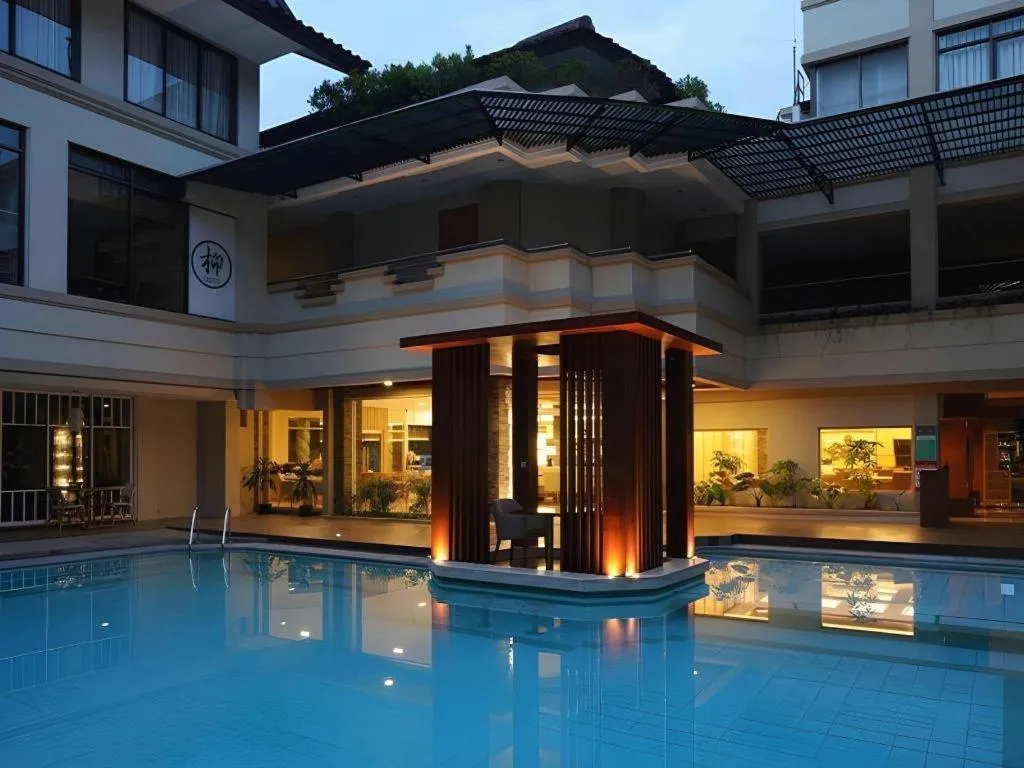 Bentani Hotel & Residence