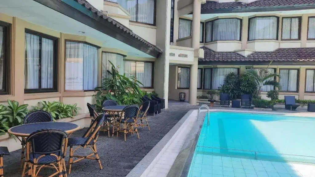 Bentani Hotel & Residence Bentani Hotel & Residence