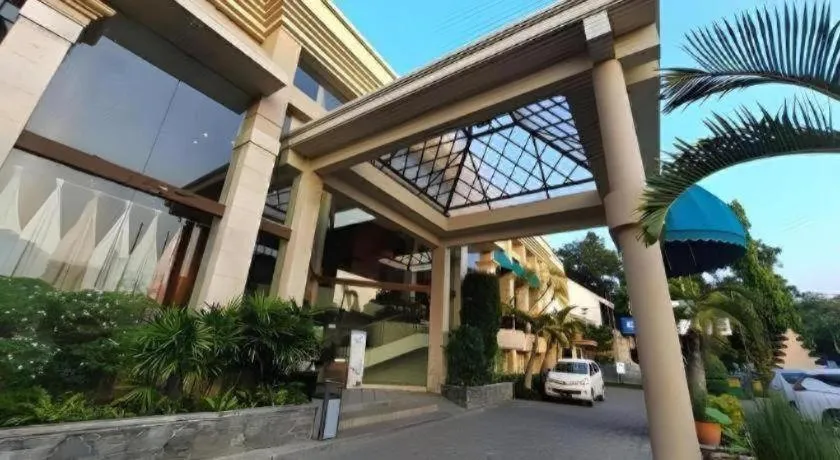 Bentani Hotel & Residence
