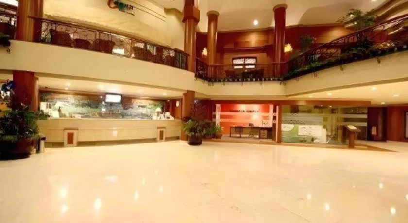 Bentani Hotel & Residence