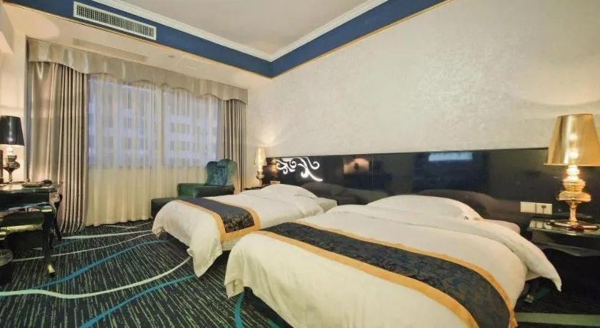 Bed in Guilin Sapphire hotel