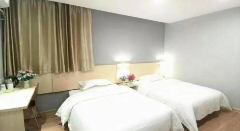 Bed in 7 Days Inn Foshan University Creative Industry Park