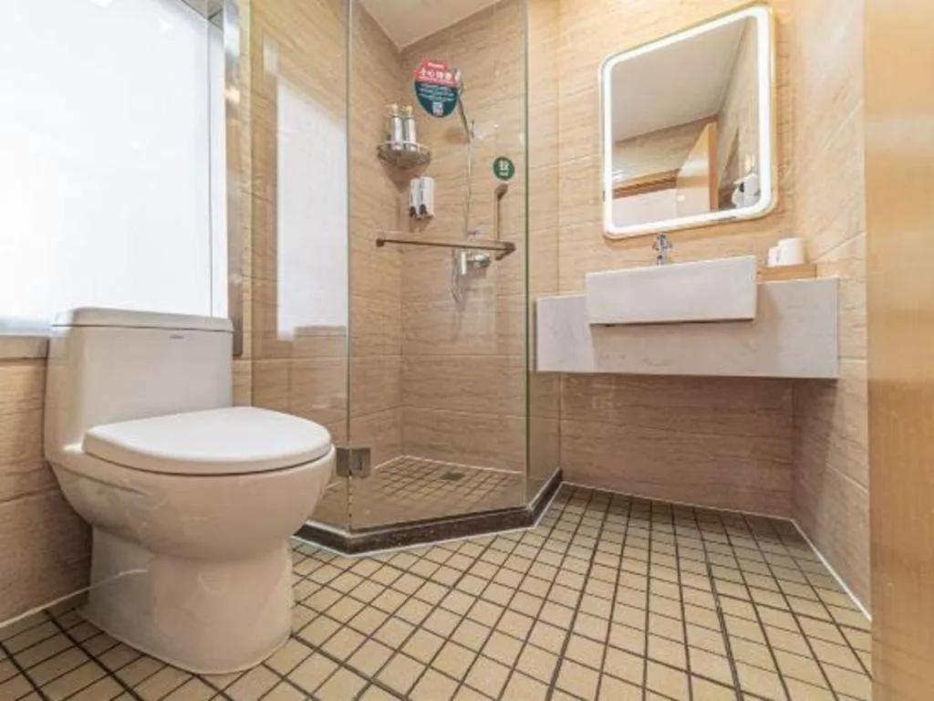 GreenTree Inn Geermu Walking Street Business Hotel