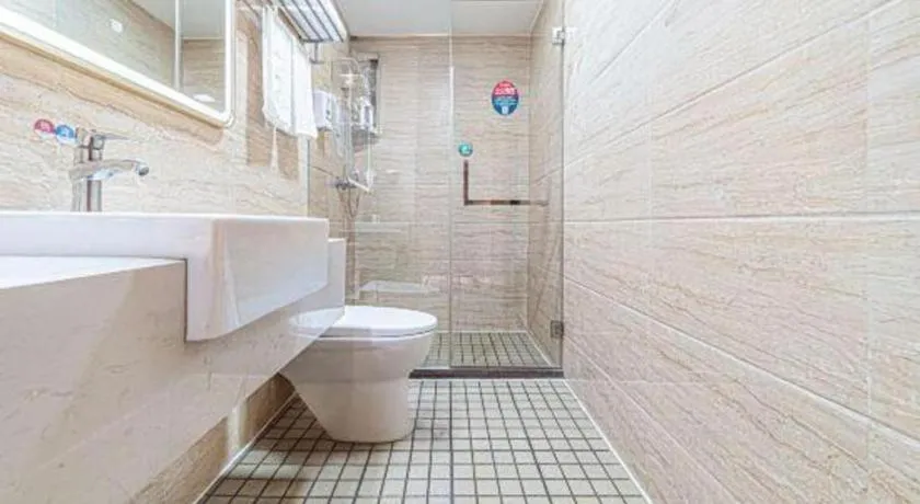 GreenTree Inn Geermu Walking Street Business Hotel