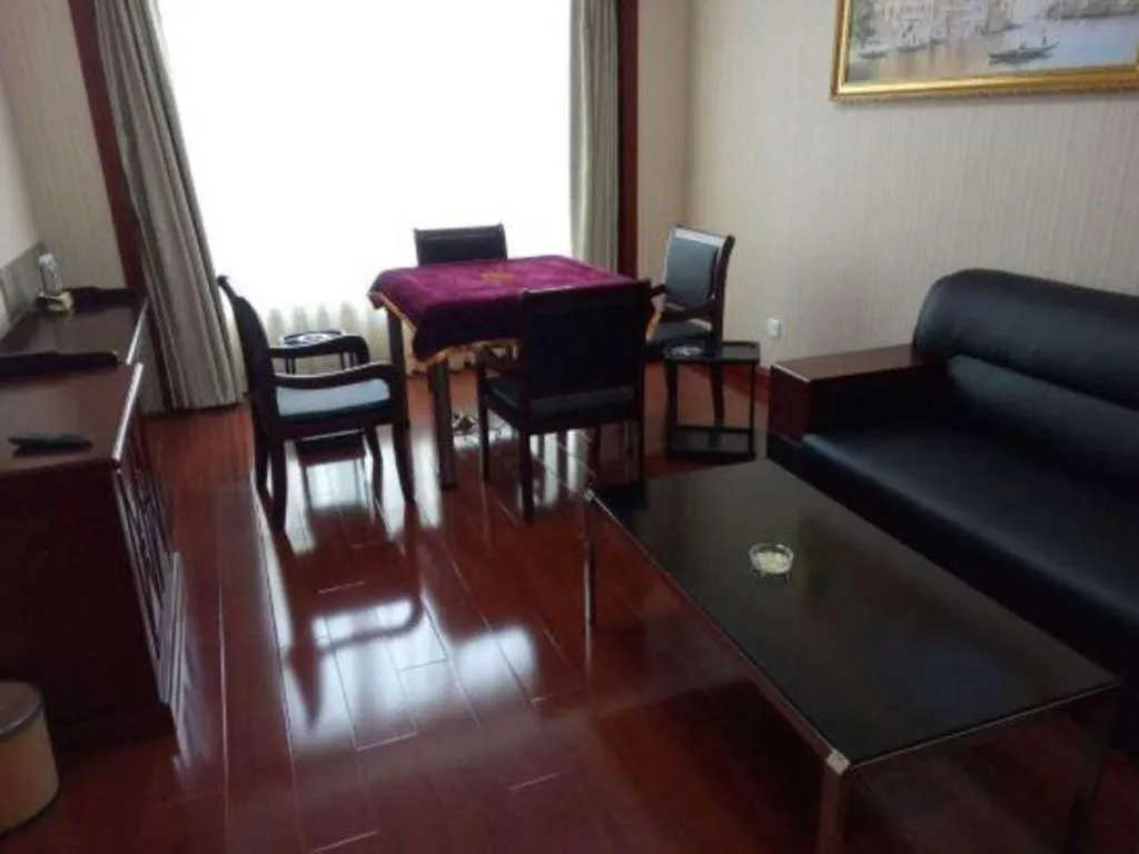 Vienna Hotel SH Wildlife Park Station